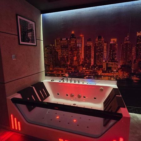 Apartament Manhattan Ełk Eksteriør bilde