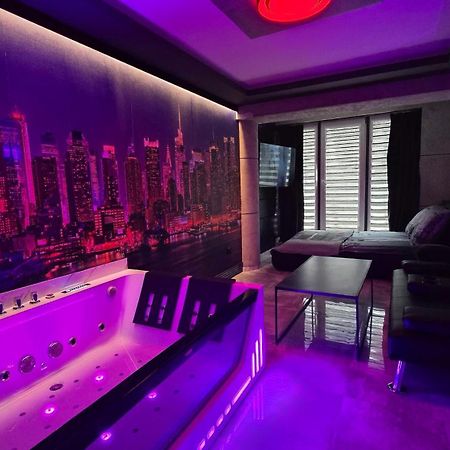 Apartament Manhattan Ełk Eksteriør bilde